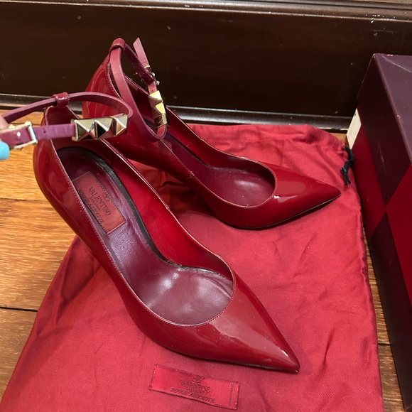 Red Stiletto Heels - Picture 7 of 14